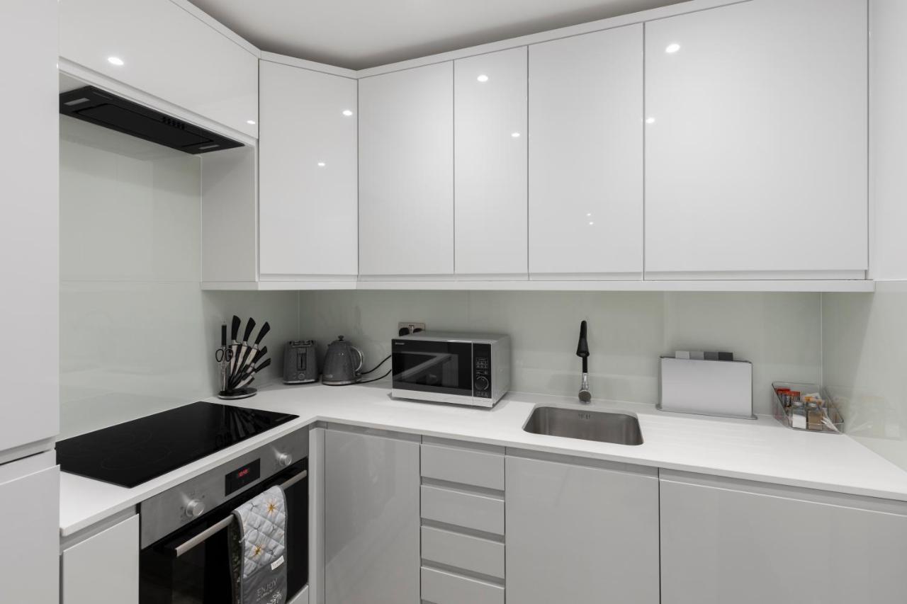 Star London Vivian Avenue 2-Bed Haven Apartment The Hyde Ngoại thất bức ảnh