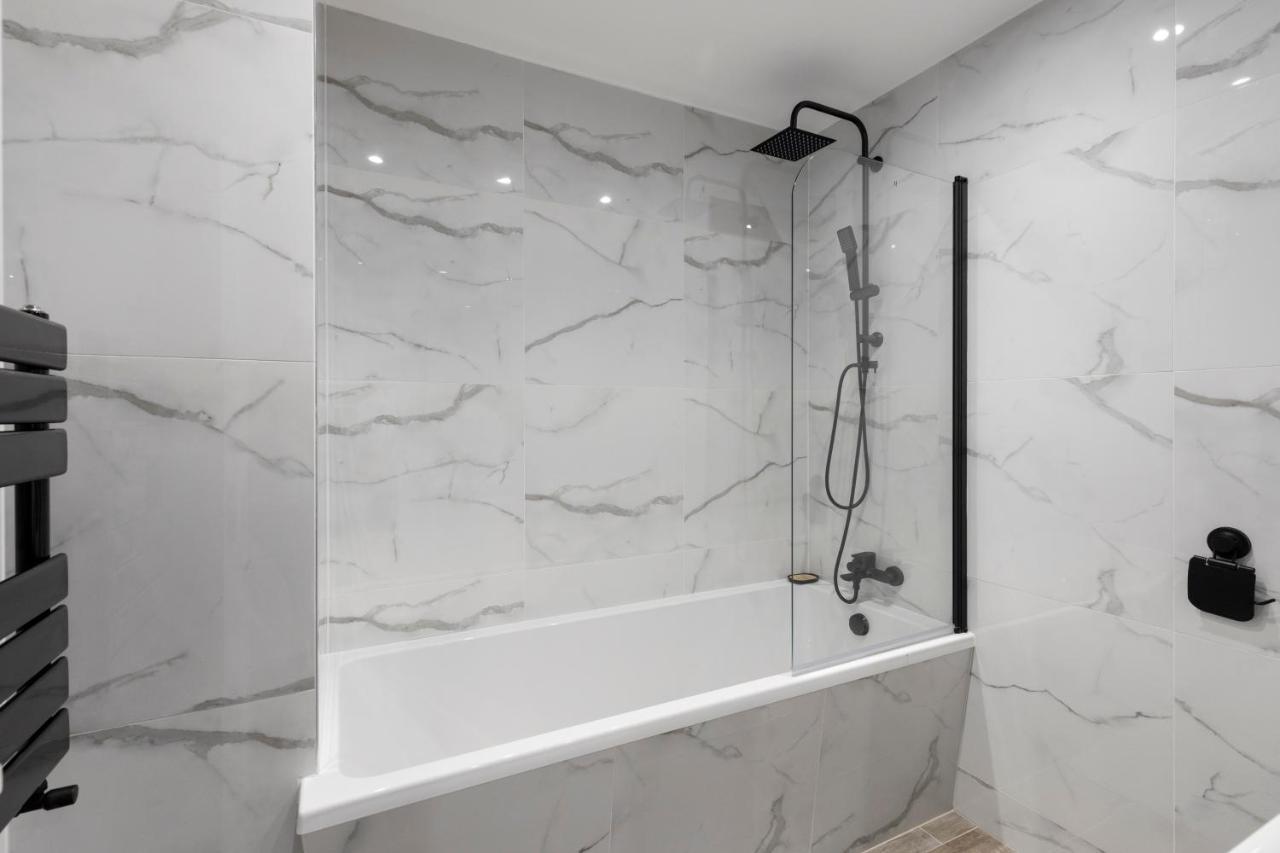Star London Vivian Avenue 2-Bed Haven Apartment The Hyde Ngoại thất bức ảnh